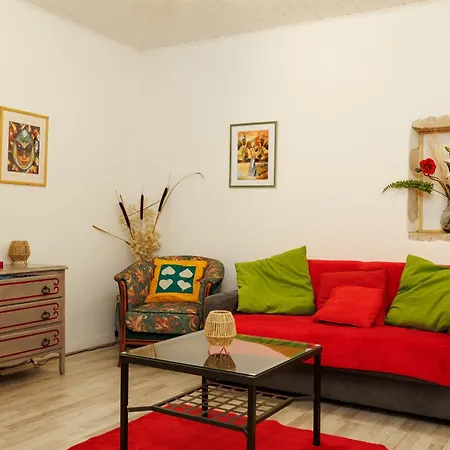 Maison De Vacances Fil Rouge * Saint-Pierre-d'Aurillac
